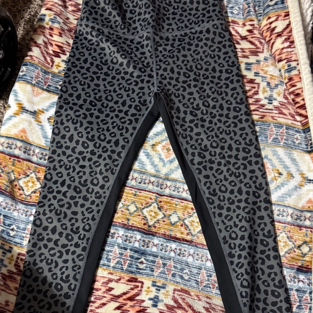 Stylish Leopard Print Leggings